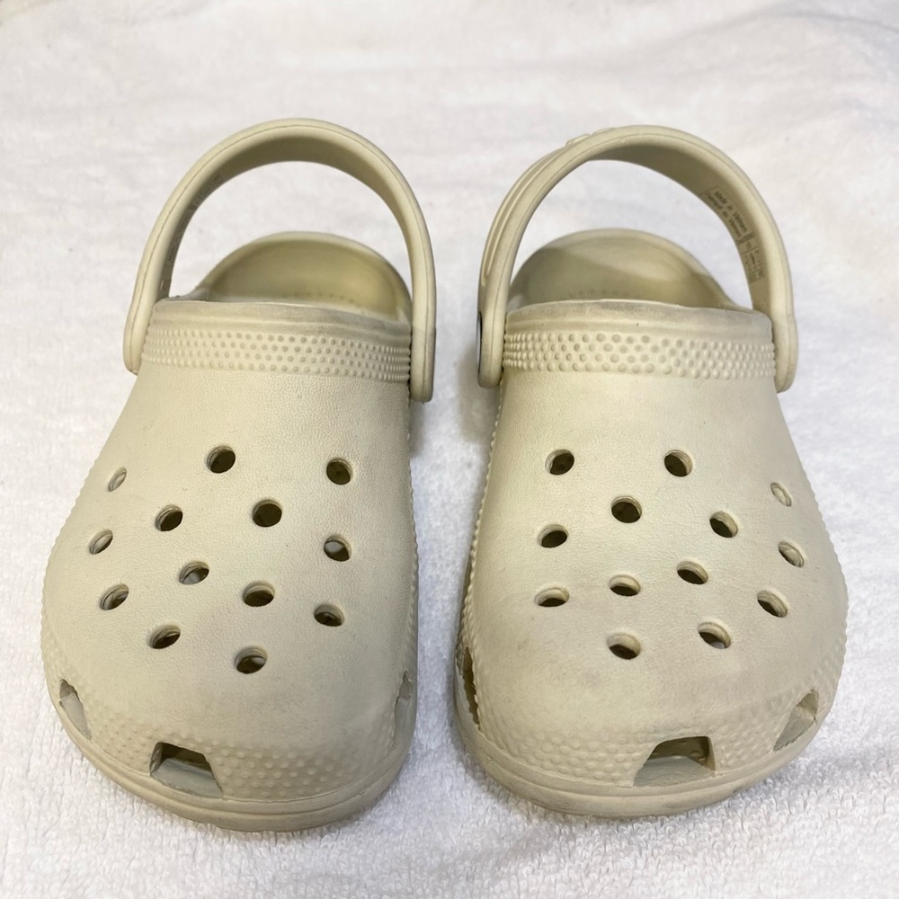 CROCS Kids Sandals in Light Beige/Bone